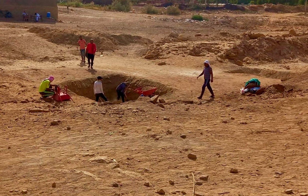 اعمال التنقيب بمنطقة الناضورة اعمال التنقيب بمنطقة الناضورة