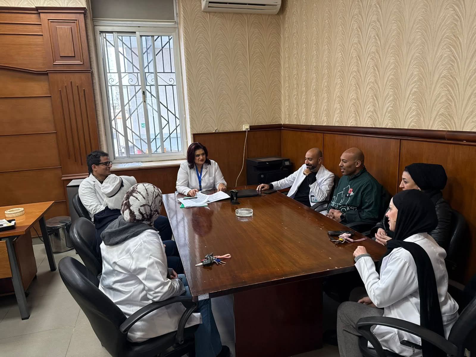 جانب من غرفة عمليات جانب من غرفة عمليات