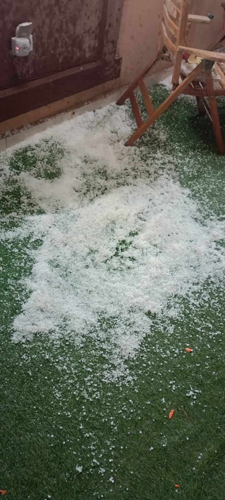 حبات الثلج حبات الثلج