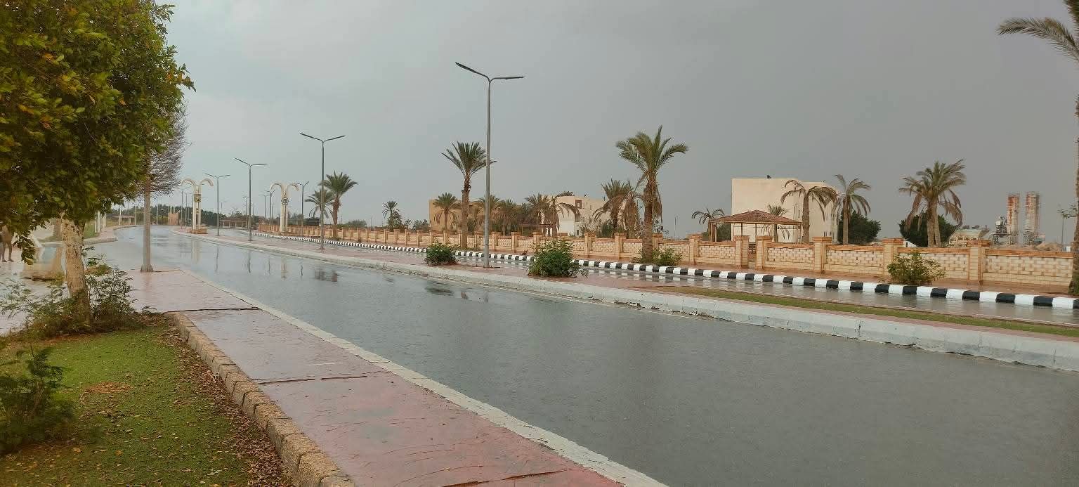 هطول أمطار شديدة بمدينة برأس سدر (1) هطول أمطار شديدة بمدينة برأس سدر (1)