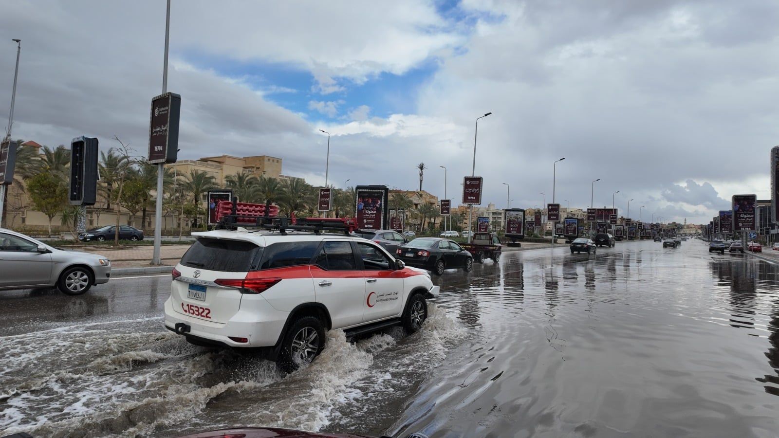 فرق الإنقاذ فى الشوارع فرق الإنقاذ فى الشوارع