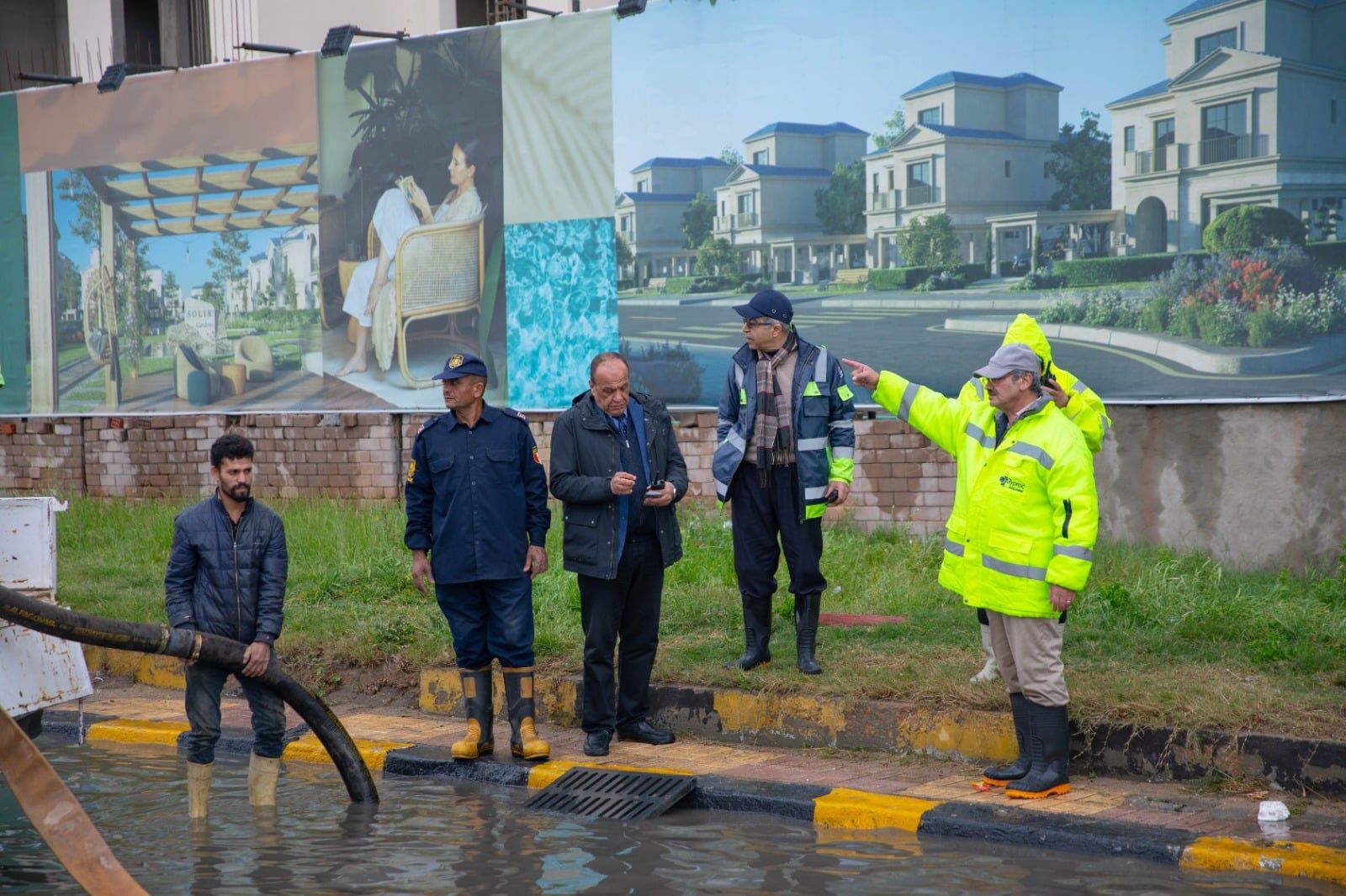 شفط مياه الامطار (8) شفط مياه الامطار (8)