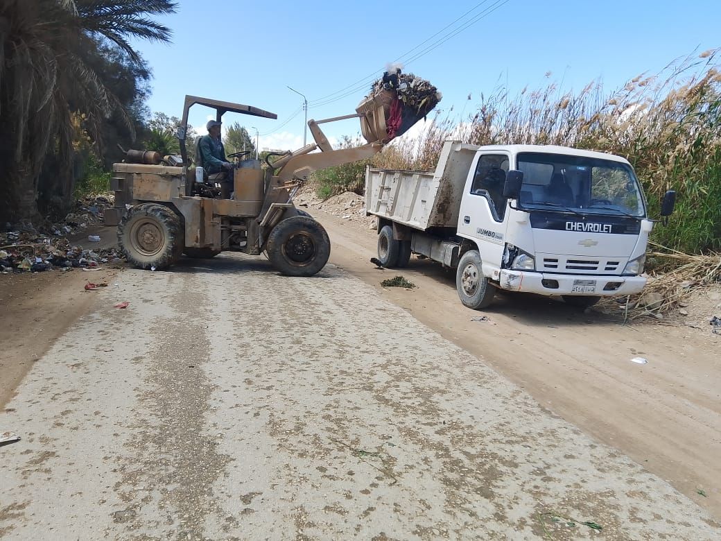 رفع أطنان القمامة رفع أطنان القمامة