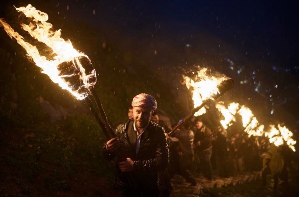 يحتفل الأكراد في شمال العراق بعيد النوروز، في صور فوتوغرافية (2) يحتفل الأكراد في شمال العراق بعيد النوروز، في صور فوتوغرافية (2)