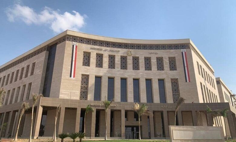 ضريبة مقطوعة - مدفوعات الفوائد الخارجية - استقرار - لموازنة مصر