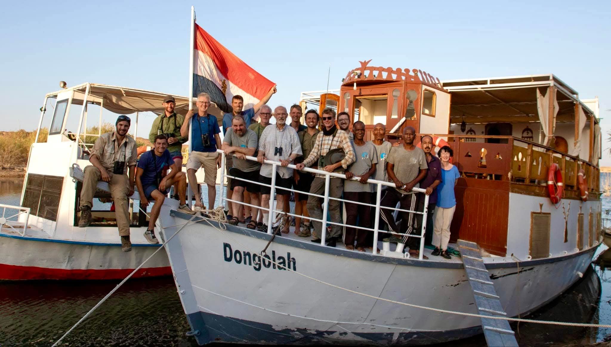 سياح أجانب سياح أجانب