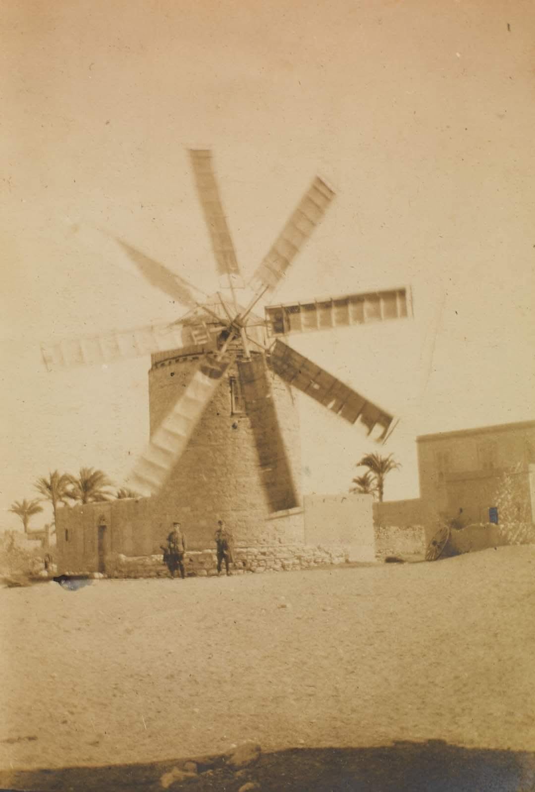 طاحونة المندرة قديما طاحونة المندرة قديما