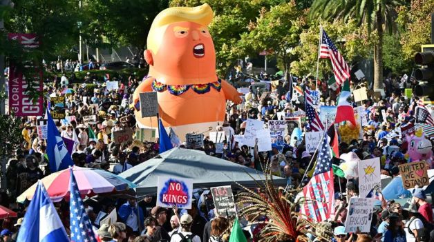 مظاهرات امريكا لا ملوك مظاهرات امريكا لا ملوك