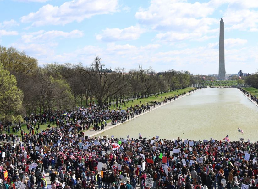 جانب من التظاهر جانب من التظاهر
