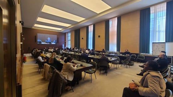 مناقشة تطورات الأوضاع الحقوقية في اليمن والتحديات المتصاعدة التي تواجه المدنيين (2) مناقشة تطورات الأوضاع الحقوقية في اليمن والتحديات المتصاعدة التي تواجه المدنيين (2)