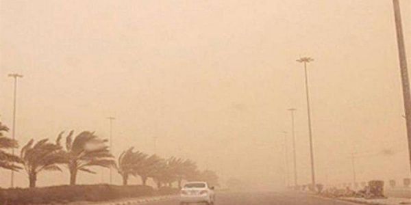 عوالق ترابية على منطقة نجران