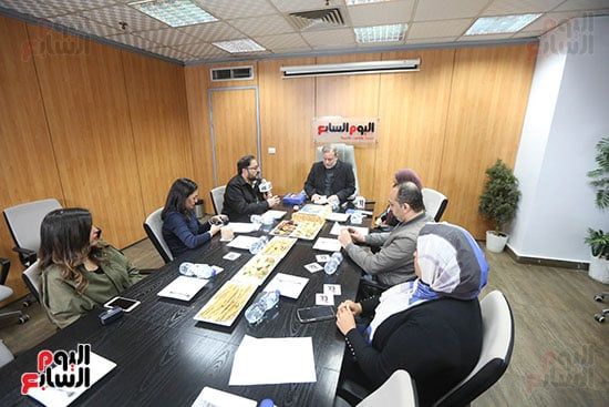 الزملاء فى اليوم السابع خلال ندوة الفنان شريف منير الزملاء فى اليوم السابع خلال ندوة الفنان شريف منير