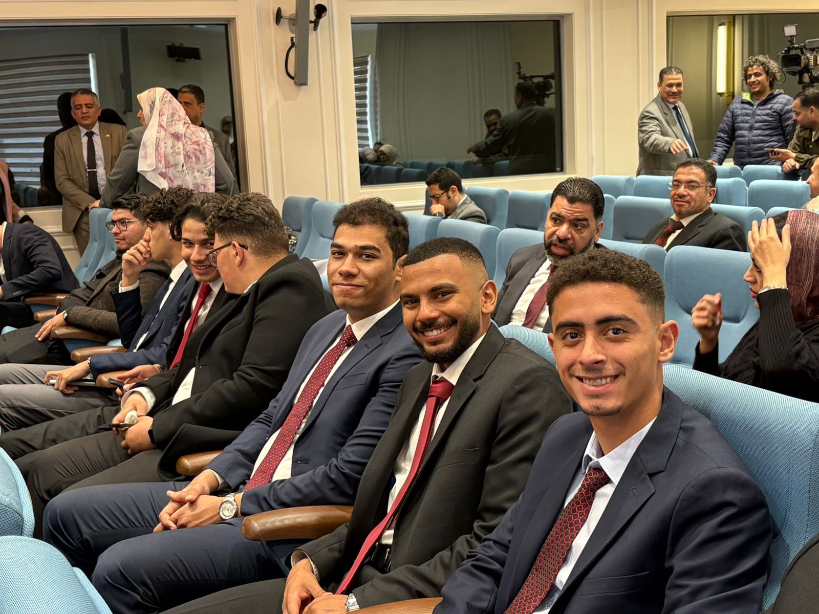 اتصالات النواب تناقش قانون استخدام الأطفال السوشيال ميديا (3) اتصالات النواب تناقش قانون استخدام الأطفال السوشيال ميديا (3)