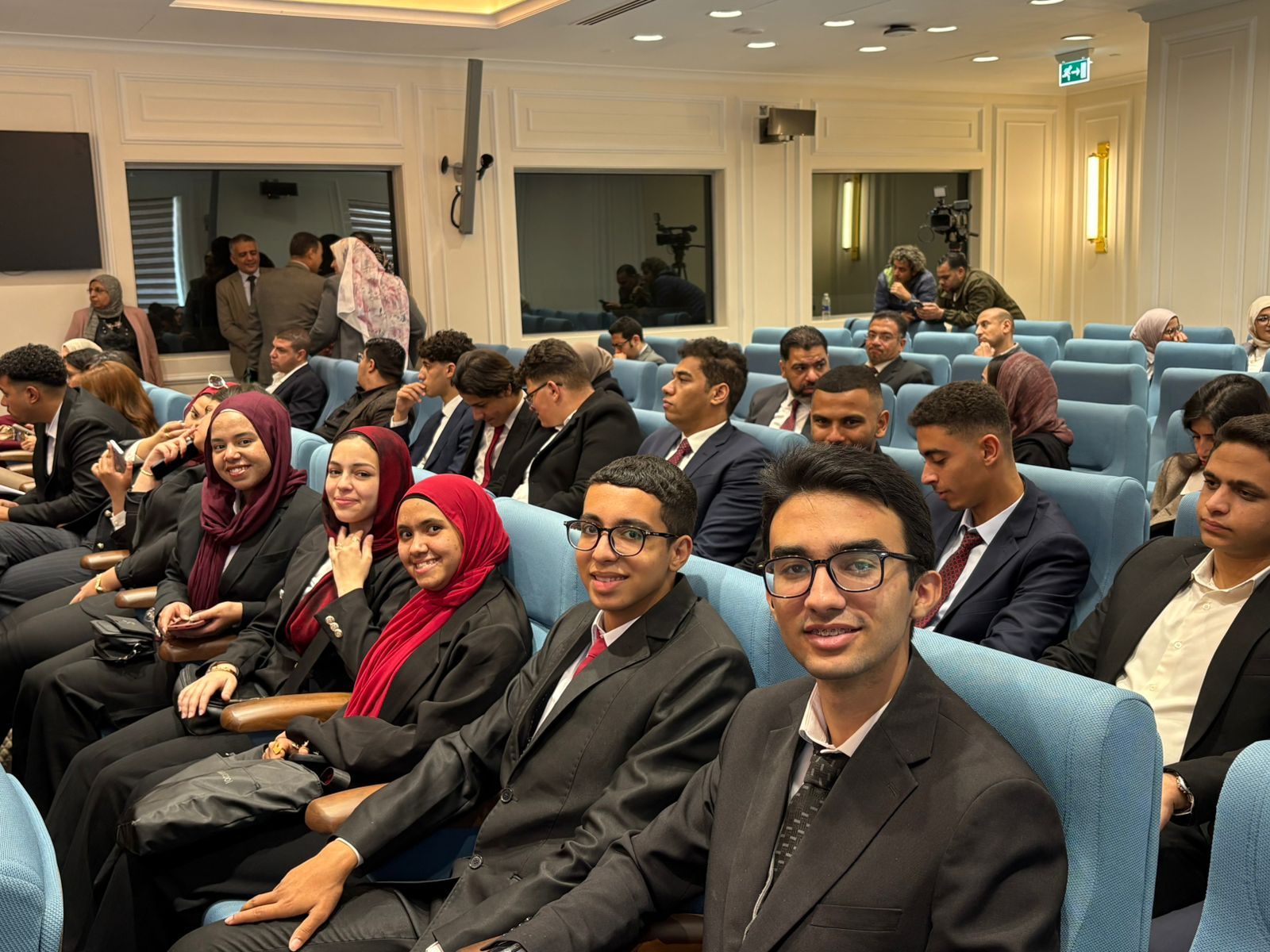 اتصالات النواب تناقش قانون استخدام الأطفال السوشيال ميديا (2) اتصالات النواب تناقش قانون استخدام الأطفال السوشيال ميديا (2)