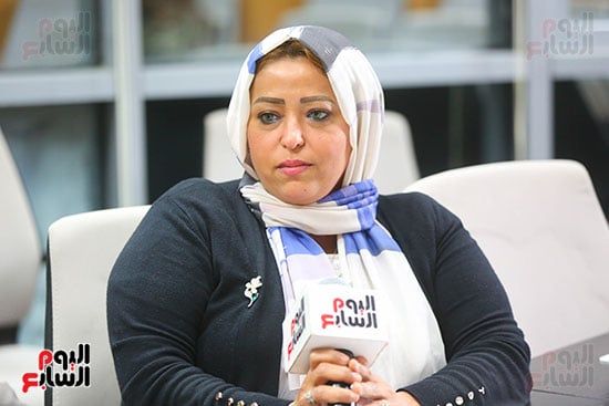 الزميلة دينا الحسينى الزميلة دينا الحسينى