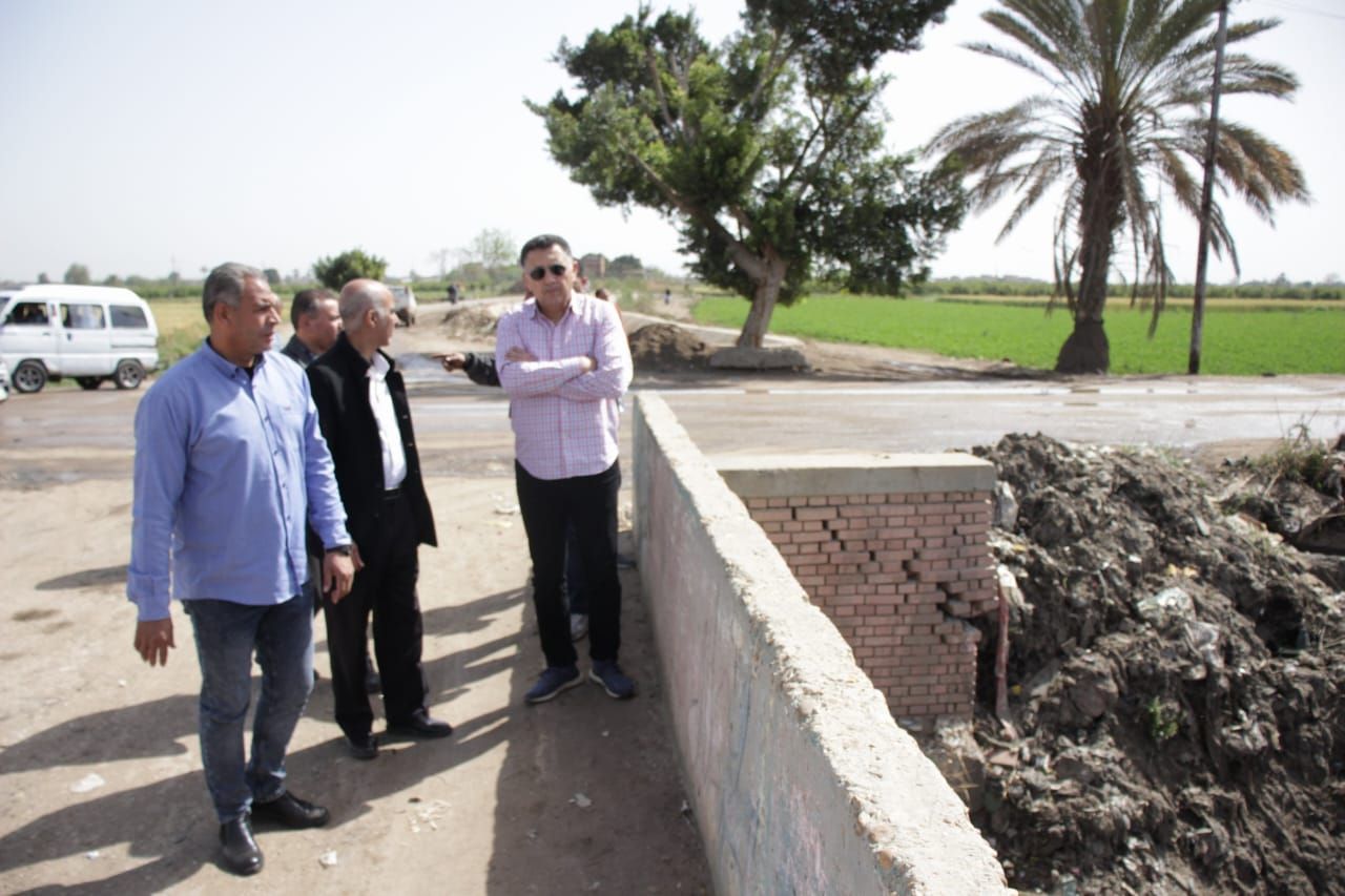 متابعة العمل بالمصرف متابعة العمل بالمصرف