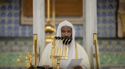 خطيب المسجد النبوي: تجنبوا الاعتداء في الدعاء ولا تدعوا على أنفسكم وأولادكم وأموالكم