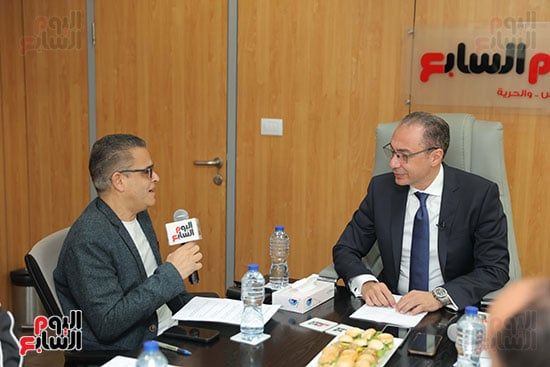 الأستاذ عبد الفتاح عبد المنعم والدكتور شريف باشا الأستاذ عبد الفتاح عبد المنعم والدكتور شريف باشا