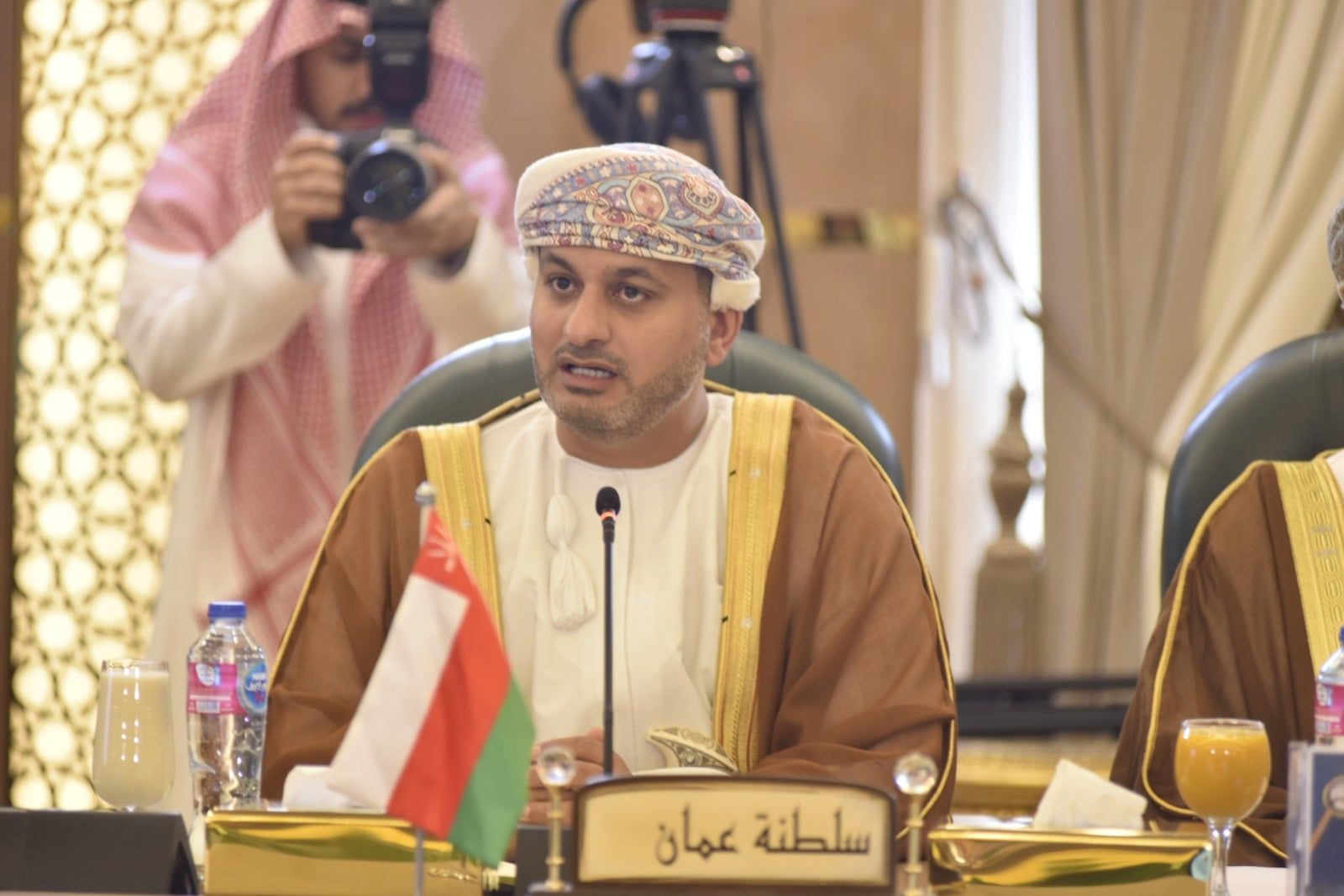 جانب من الحضور والفعاليات (4) جانب من الحضور والفعاليات (4)