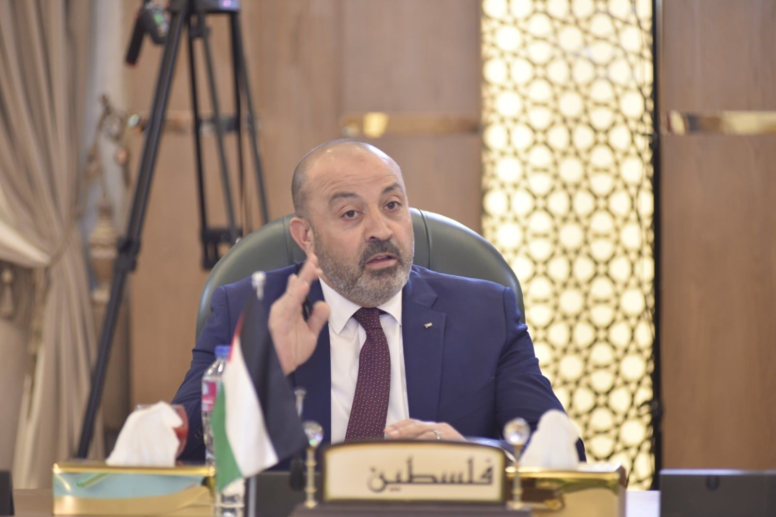 جانب من الحضور والفعاليات (8) جانب من الحضور والفعاليات (8)