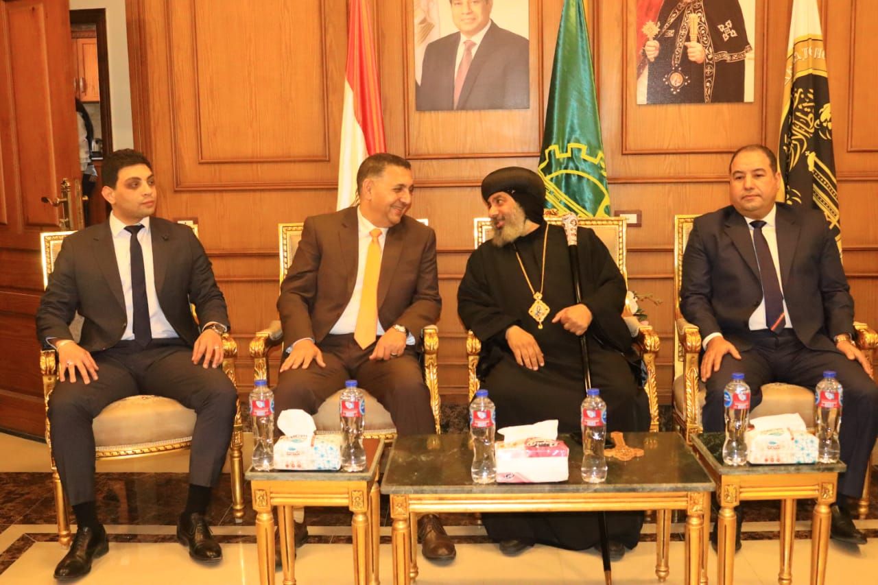 وفد القليوبية لتقديم التهاني للأخوة المسيحيين وفد القليوبية لتقديم التهاني للأخوة المسيحيين
