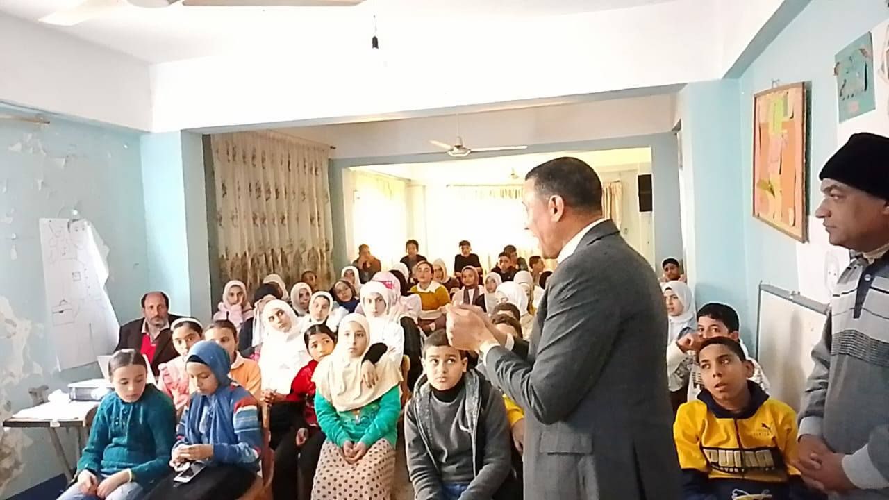 عقد ندوات بالمتحف عقد ندوات بالمتحف