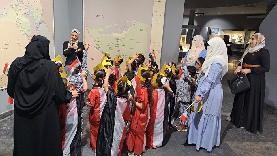 مشاركة الاطفال في الاحتفالات القومية مشاركة الاطفال في الاحتفالات القومية