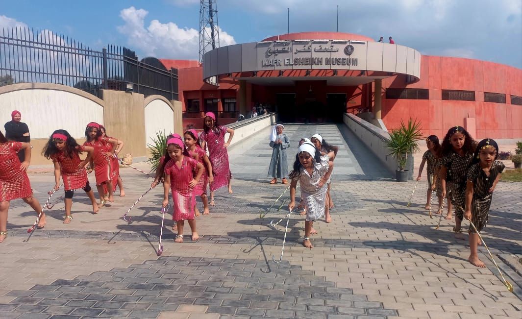 تعدد مشاركة الاطفال في الاحتفالات بالمتحف بعروض فنية تعدد مشاركة الاطفال في الاحتفالات بالمتحف بعروض فنية