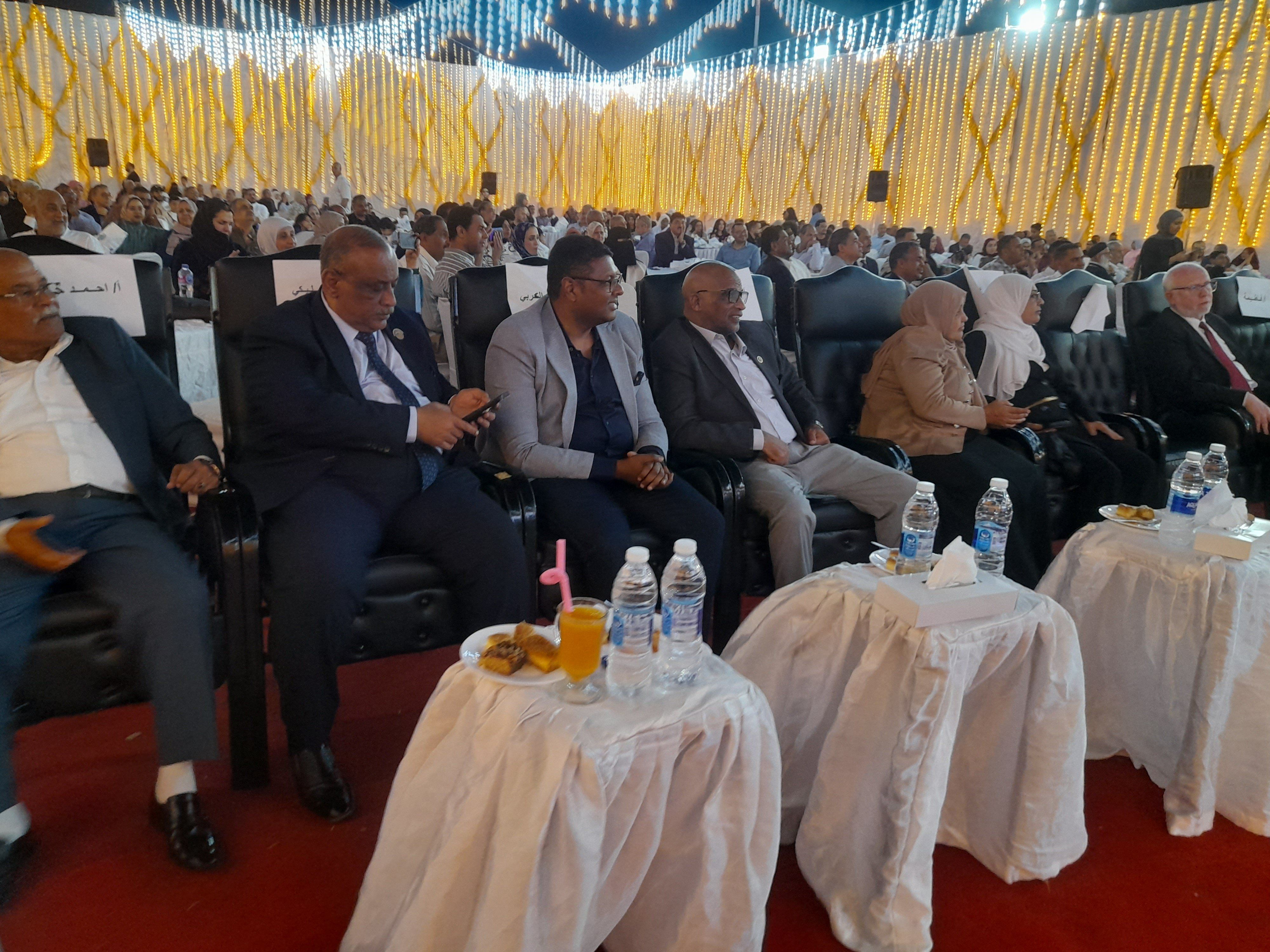 جانب من الحضور جانب من الحضور