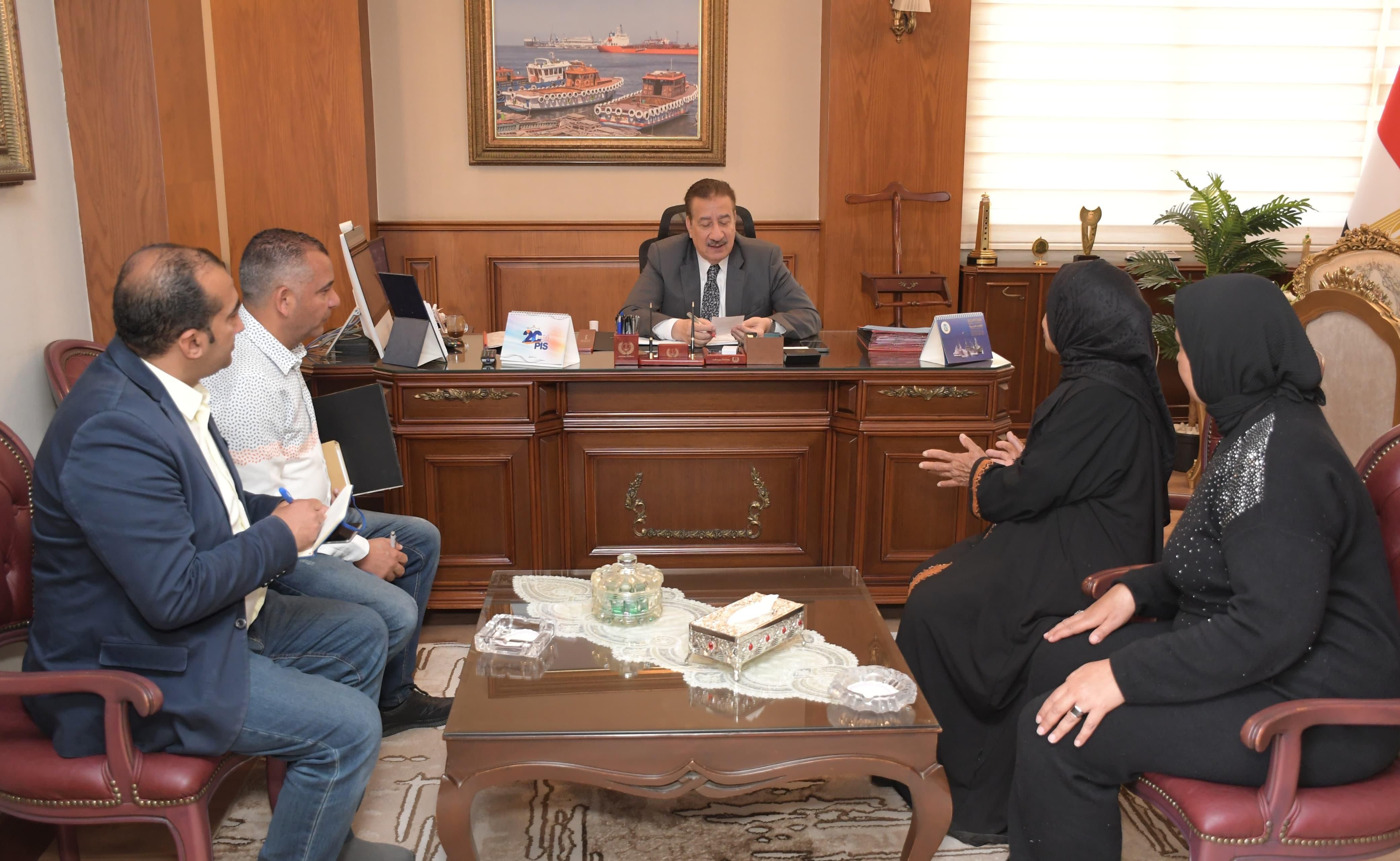 محافظ بورسعيد يستقبل السيدة محافظ بورسعيد يستقبل السيدة