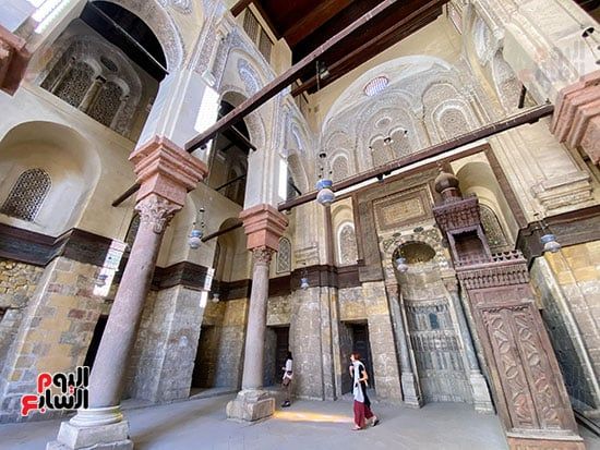 مدرسة ومسجد السلطان المنصور قلاوون بشارع المعز مدرسة ومسجد السلطان المنصور قلاوون بشارع المعز