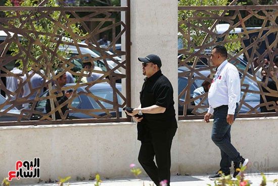 نجوم الفن ورجال المجتمع فى تشييع جنازة هاني شاكر (16) نجوم الفن ورجال المجتمع فى تشييع جنازة هاني شاكر (16)