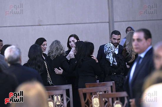 التوافد على عزاء الراحل هانى شاكر التوافد على عزاء الراحل هانى شاكر