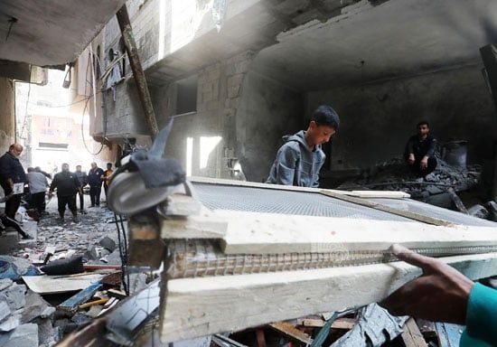 بعض ما تبقى من الممتلكات الخاصة بعض ما تبقى من الممتلكات الخاصة