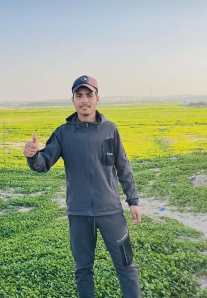 عماد نجل السيدة حكمت عماد نجل السيدة حكمت