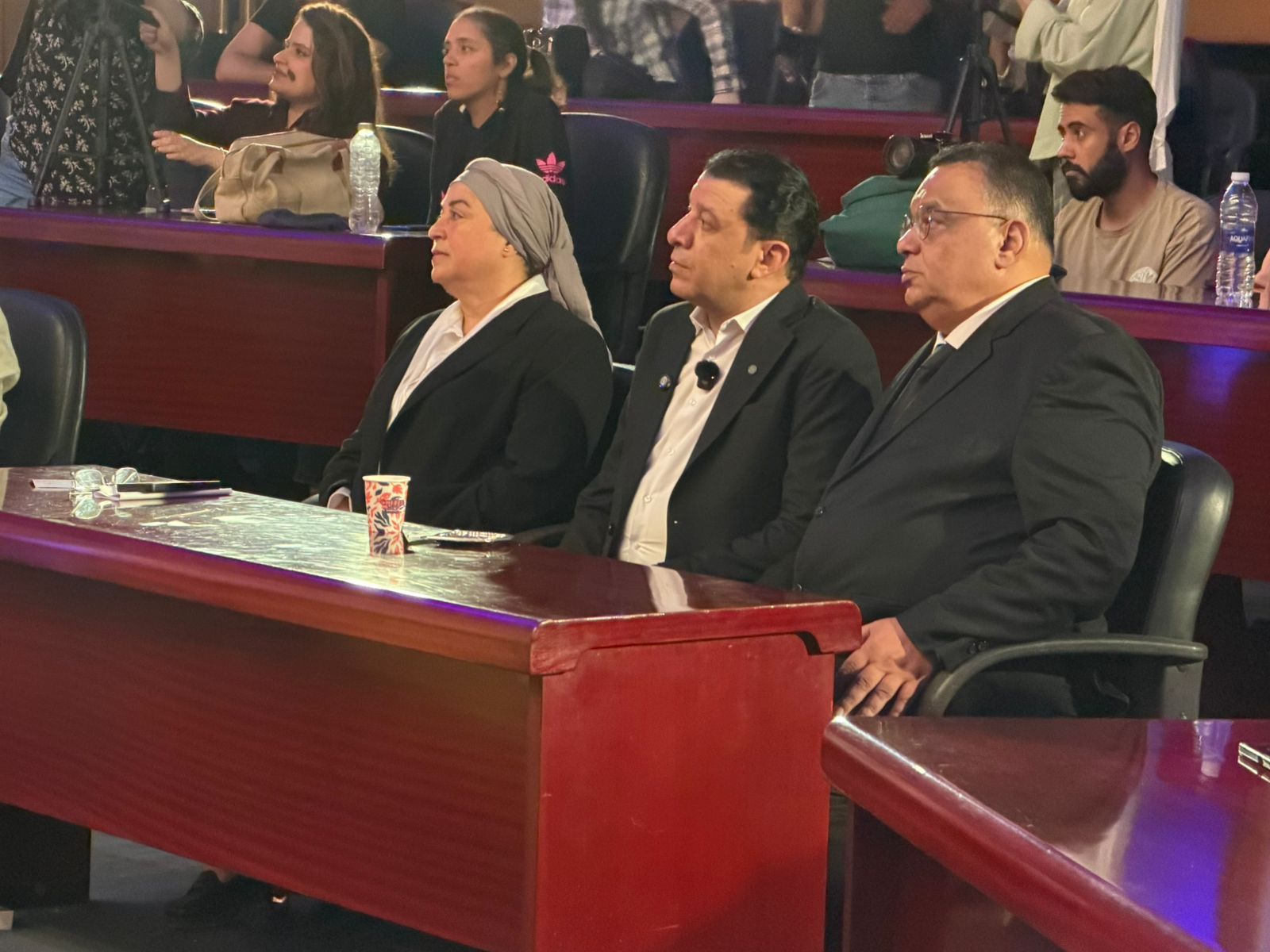 ليلة في وداع امير العناء العربي تبدأ بأكاديمية الفنون (1) ليلة في وداع امير العناء العربي تبدأ بأكاديمية الفنون (1)
