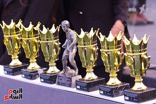 الجوائز الجوائز