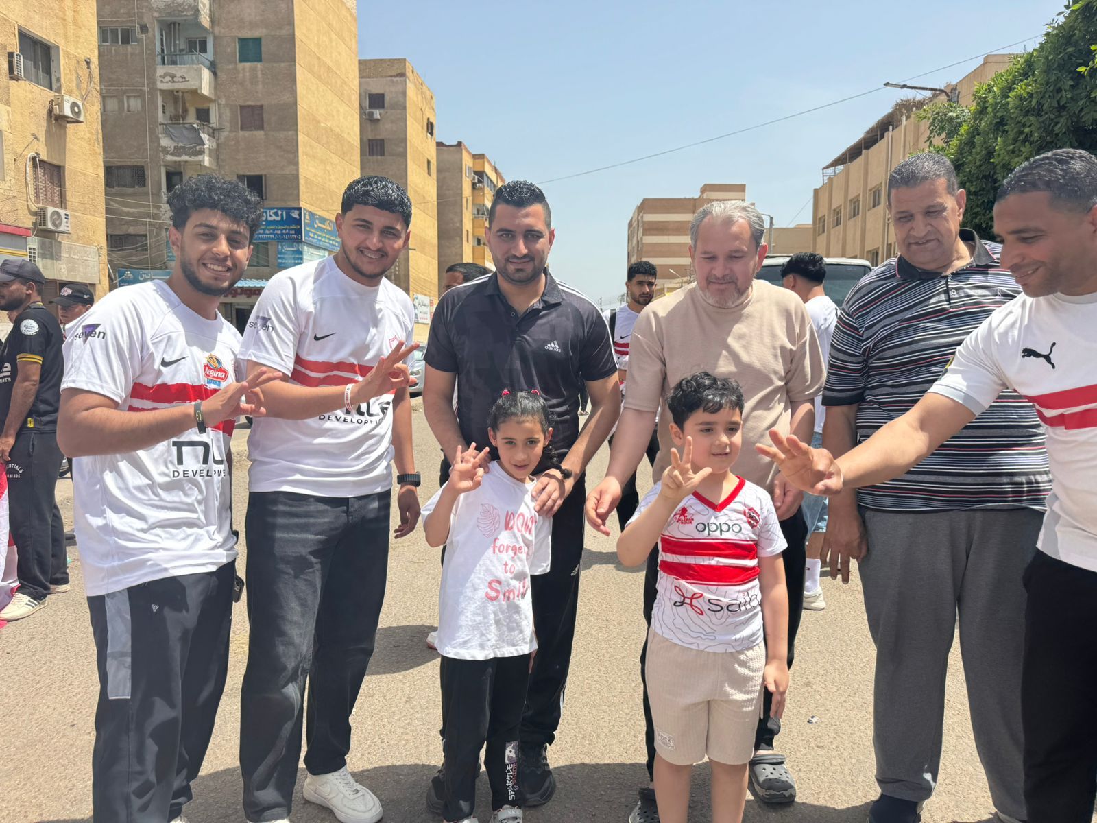 أطفال كفر الشيخ في طريقهم لإستاد القاهرة أطفال كفر الشيخ في طريقهم لإستاد القاهرة
