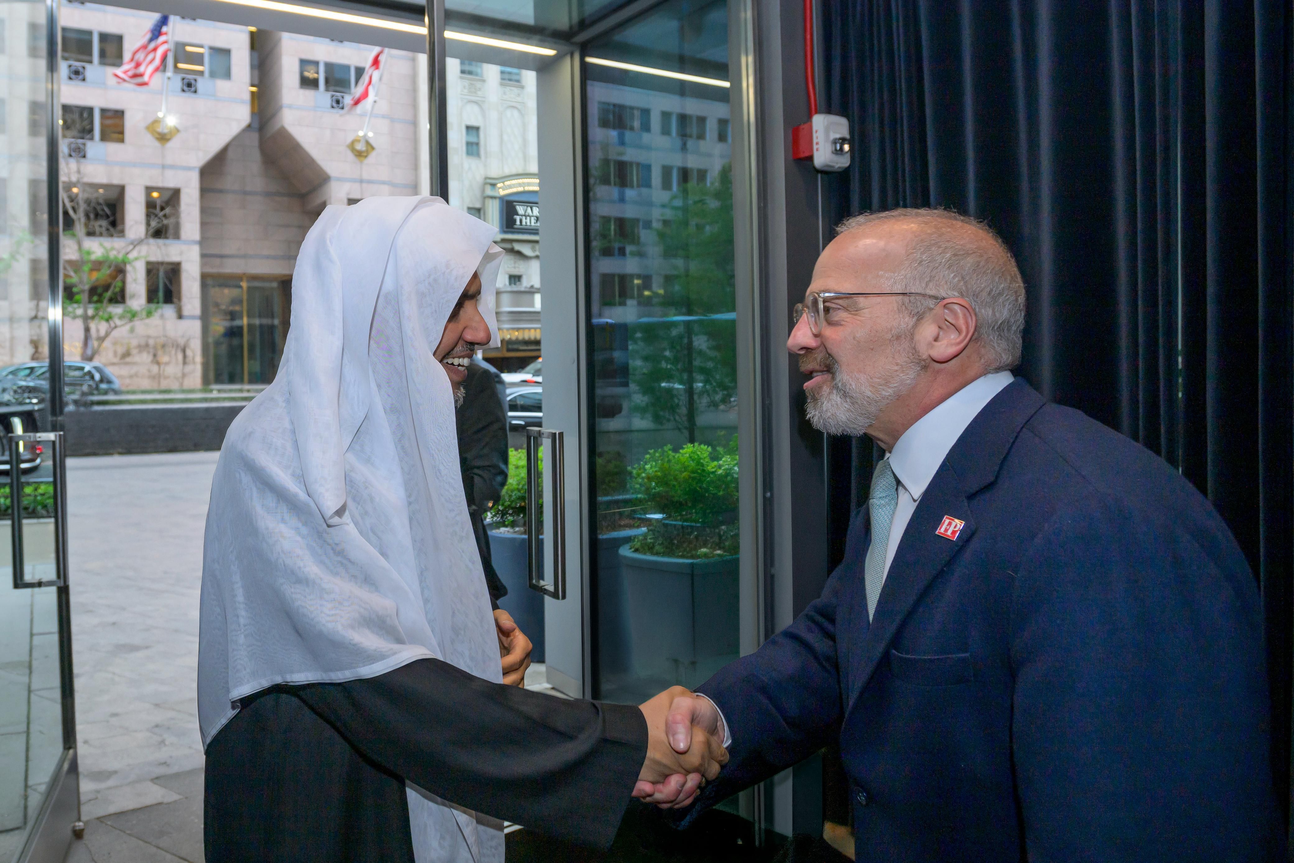 مجلة فورين بوليسي تستضيف الأمين العام لرابطة العالم الإسلامي (1) مجلة فورين بوليسي تستضيف الأمين العام لرابطة العالم الإسلامي (1)