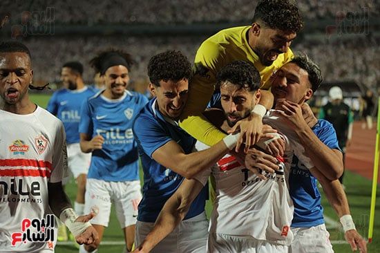 احتفال لاعبى الزمالك احتفال لاعبى الزمالك