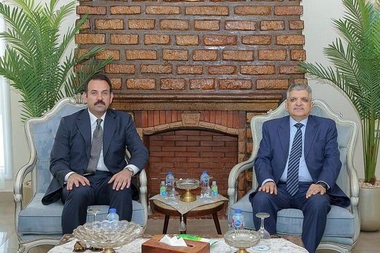 شراكة بين هيئة قناة السويس وجهاز مستقبل مصر لتطوير وتطهير البحيرات المصرية (3)