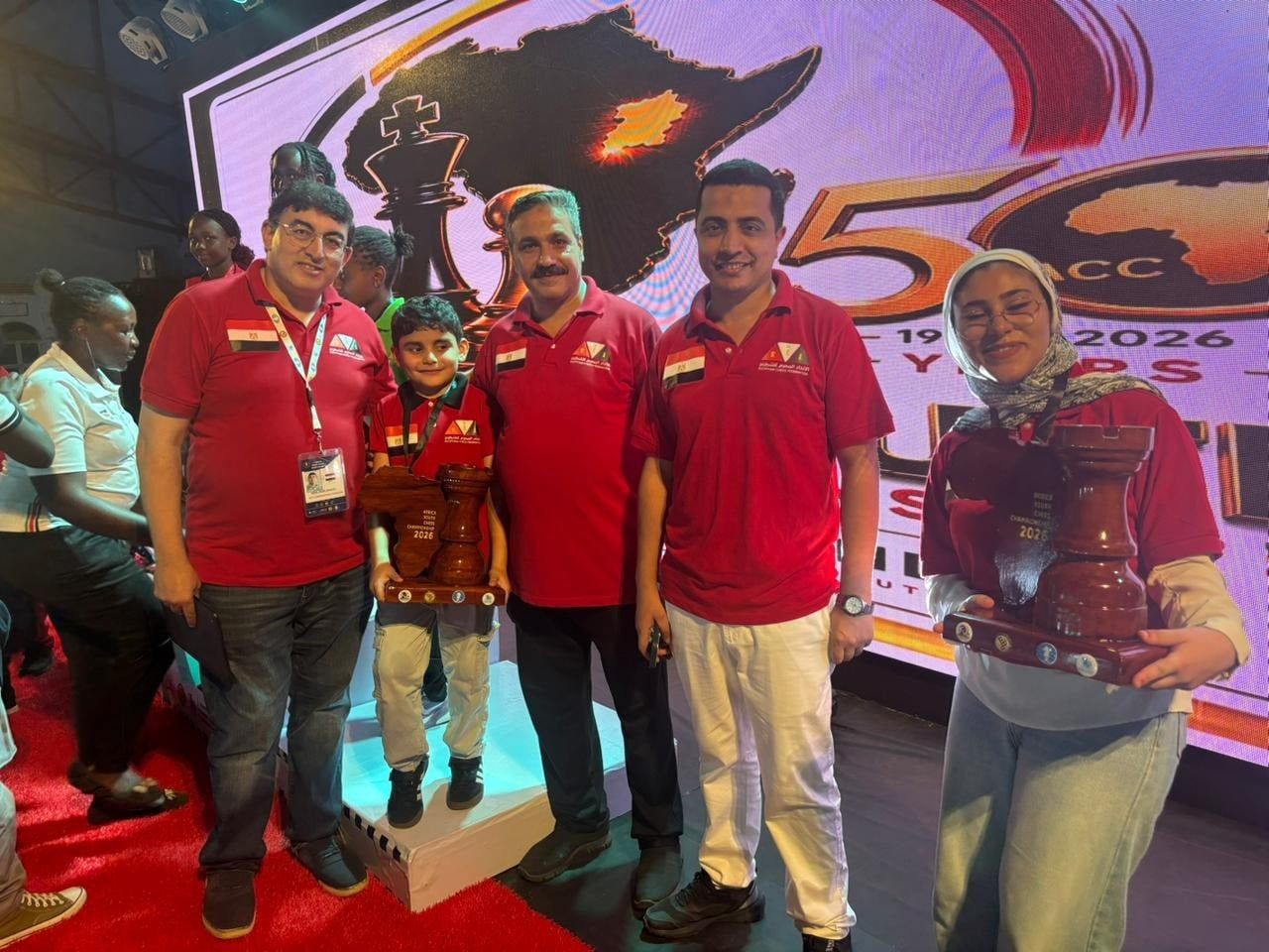 فرحة لاعبي منتخب مصر للشطرنج فرحة لاعبي منتخب مصر للشطرنج