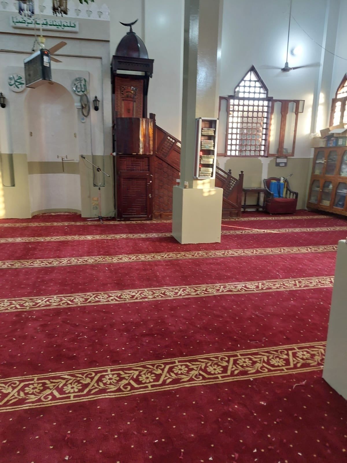 إدارة أوقاف الطود تنفذ فرش مسجد الرحمن بالطود البلد إدارة أوقاف الطود تنفذ فرش مسجد الرحمن بالطود البلد