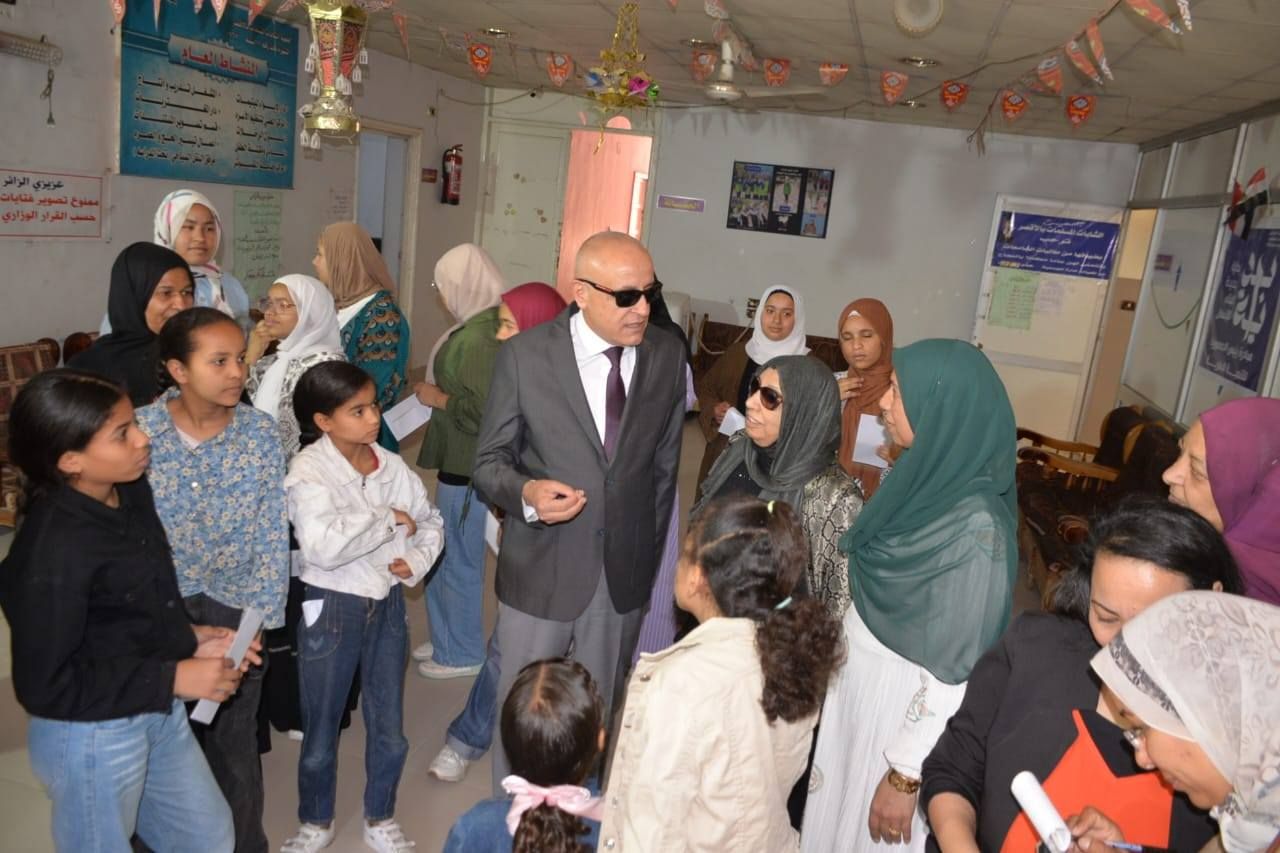 المحافظ يؤكد على أهمية دعم ورعاية الفتيات والأطفال بدور الرعاية المحافظ يؤكد على أهمية دعم ورعاية الفتيات والأطفال بدور الرعاية