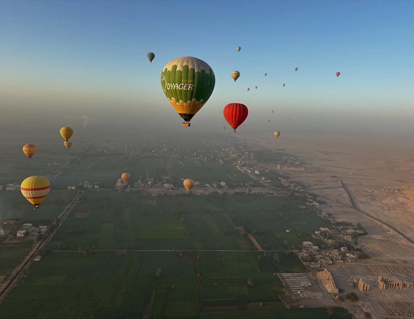 تحليق 22 رحلة بالون طائر تقل 550 سائح من حول العالم تحليق 22 رحلة بالون طائر تقل 550 سائح من حول العالم