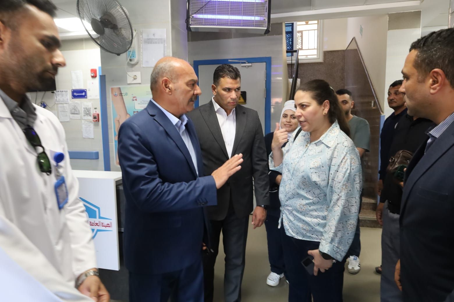 جانب من جولة محافظ السويس بوحدة طب أسرة جنيفة (5) جانب من جولة محافظ السويس بوحدة طب أسرة جنيفة (5)