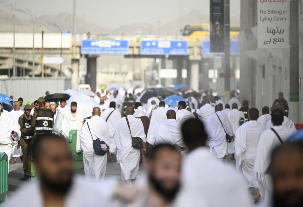 حجاج بيت الله الحرام (1) حجاج بيت الله الحرام (1)