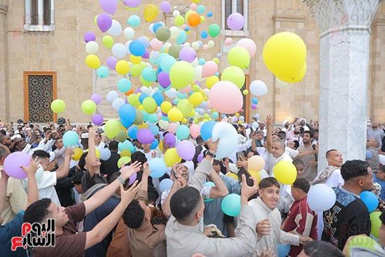 عيد سعيد من مسجد الحسين عيد سعيد من مسجد الحسين