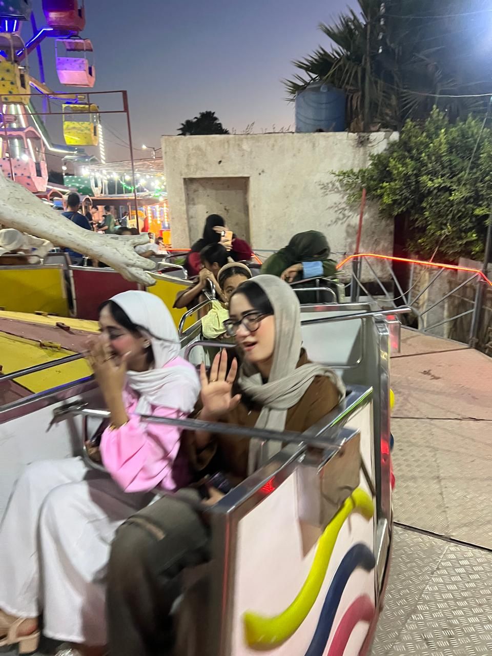 جانب من احتفال المواطنين بالعيد فى الدقهلية (6) جانب من احتفال المواطنين بالعيد فى الدقهلية (6)