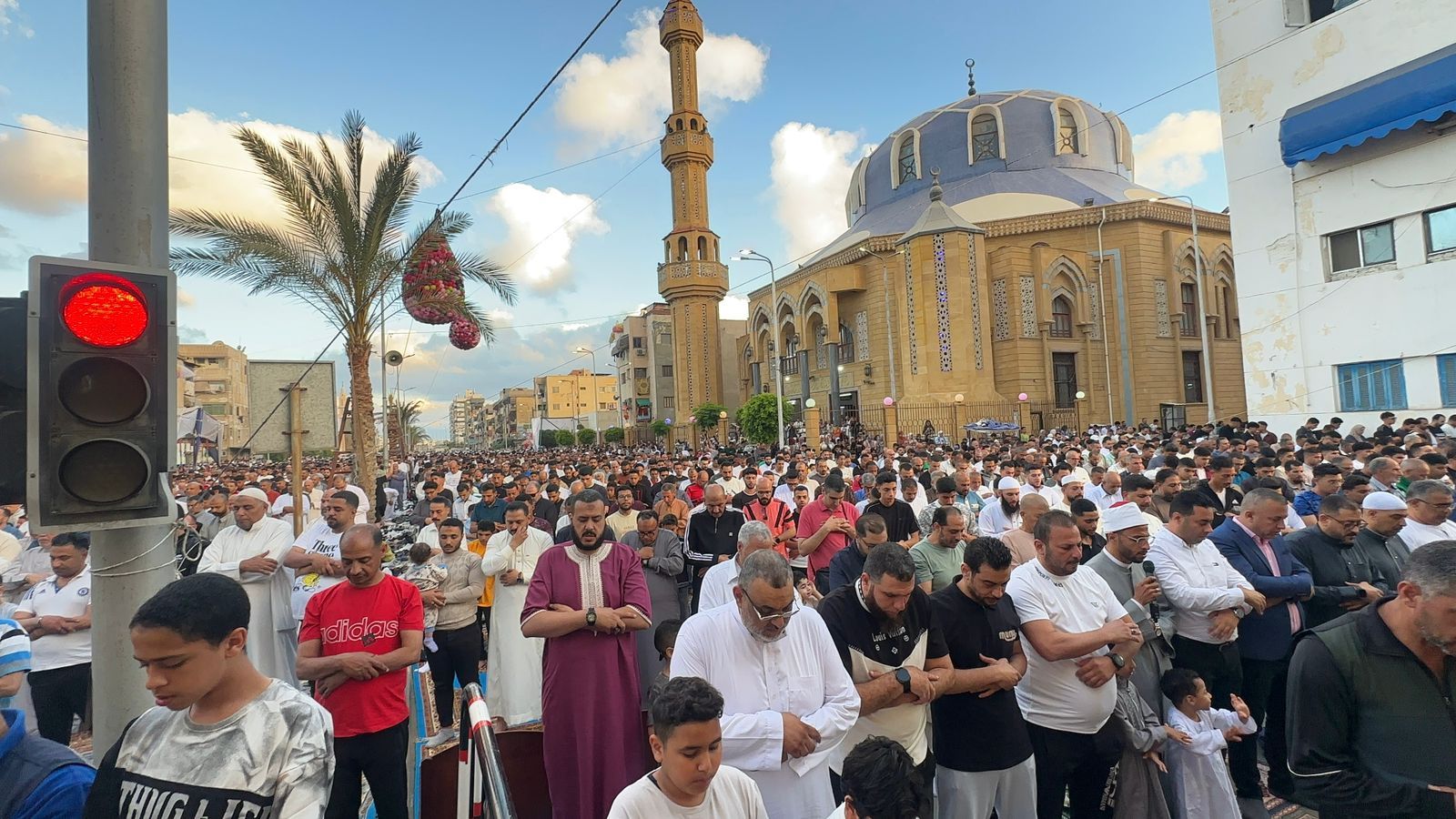 الاف المصلين في بورسعيد الاف المصلين في بورسعيد